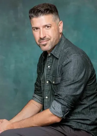 Richard J. Hinds headshot