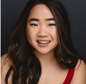 Emma Stricker headshot
